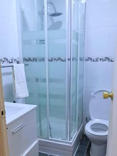 Apartamentos EconoStay Sol - Madrid - 9