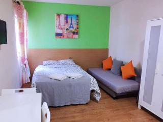 Apartamentos EconoStay Sol - Madrid - 7