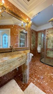 Kingdom Villa with Sauna and Hamam - - 2