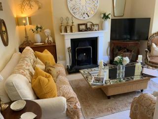 Victorian Retreat - A Serene Sanctuary - 8