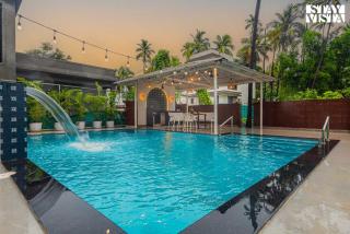 Belas Palmeiras by VEO - Part of StayVista with Pool & Bonfire - Alibaug - 9