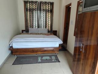 Hotel Cafeteria Roof - 1