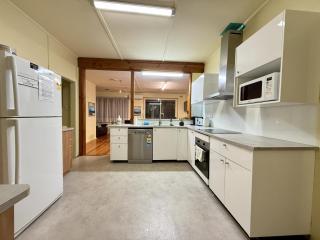 Nautique Beach House - Rustic and Charming, Walk 2 Beach & Shops - Rosebud - 1