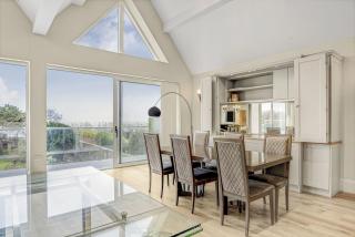 Spindrift - stunning beachfront residence - Bognor Regis - 4