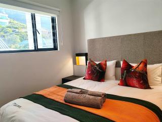 Wavescape Chic Seaside Stay - 8