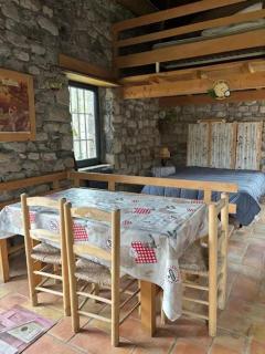 Maison avec balcon à Borne, 70 m², 5 personnes avec jardin - Mayres - 8