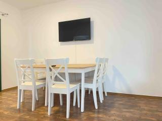SAD252 Geräumig eingerichtete Monteurwohnung - Schwandorf - 0