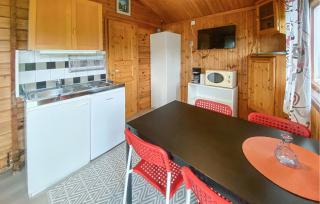 1 Bedroom Awesome Home In Byxelkrok - Byxelkrok - 5