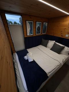 Ruheoase am Wasser, Sauna-Hausboot in Naturidylle - 4