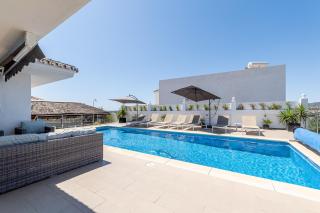 Stunning 6 Bed Villa Private Pool Mijas Gol - 2