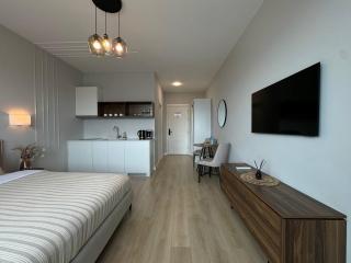Dandy Apartments, Comfort Class Units by the Sea - Batumi - 7