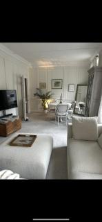 Double Room in Georgian Masionette - Blandford Forum - 2