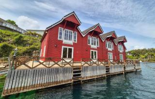 Cozy Home In Lepsøy With House Sea View - Lepsøy - 2