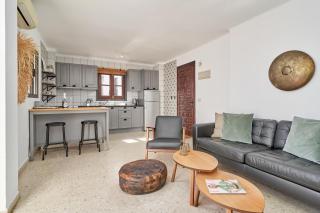 Modern Sea View Apartment Nerja - Nerja - 3