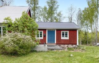 Awesome Home In Buskahult With Sauna - - 1