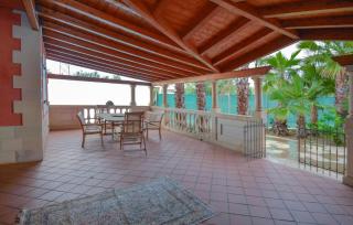 Gorgeous Home In Vittoria - Vittoria - 9