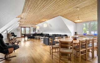 Amazing Home In Kjellerup With Sauna - Kjellerup - 8