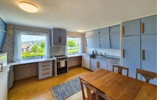 Awesome Home In Fitjar With Wifi - 6