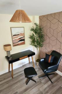 Lovely 5 bedroom House with Parking in Aylesbury - Aylesbury - 5