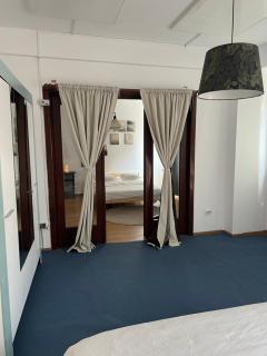 Middle Old Town Apartment - Bucarest - 1