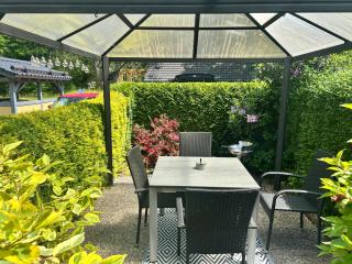 Ferienwohnung im Gutshof Direkt gegenüber dem Schloss, Rhododendronpark mit Terrasse und WLAN - Kromlau - 9
