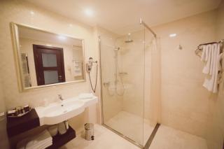 Hotel Helen - 9