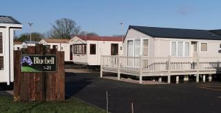 4-Bed Seaside Caravan Free Wifi Pet Friendly - Skegness - 6