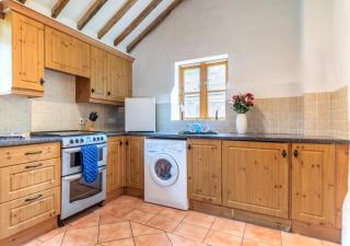 Rectory Barn - Ashwellthorpe - 1