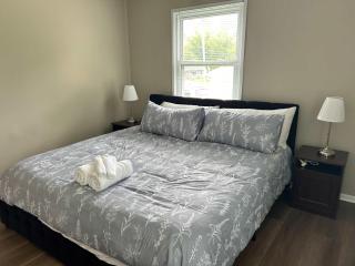 Bellwood 2 bed family house w 2 living areas Superhost - Loveland - 8