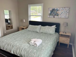 Bellwood 2 bed family house w 2 living areas Superhost - Loveland - 4