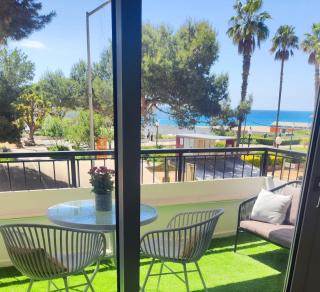SeaHomes Vacations - Seafront Mediterranean Ap & PKG - Blanes - 7