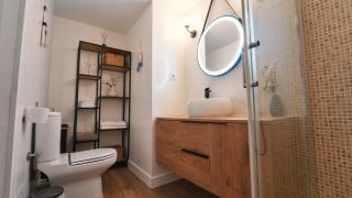 SeaHomes Vacations - Seafront Mediterranean Ap & PKG - 3