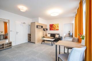 ALURE RESIDENCES 12 & 24h self check-in & private parking next to the apartment building included, CITY CENTER right on SNP Square in a quiet passage, new building, best deal in town - Banská Bystrica - 9