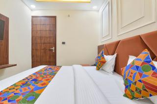 FabHotel Royal Portico - 6