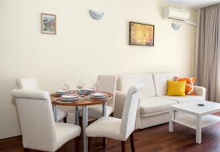 Beachfront Bliss-1BR Sea View Flat in Golden Sands by Flat mаnаger - 9