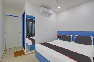 Collection O Leo Palace - Surat - 0