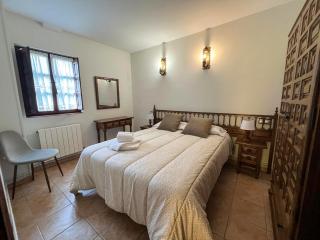 Apartamentos Santillana - Mijares 3000 - - 2
