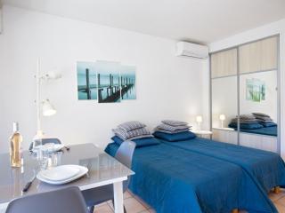 Studio Climatisé Proche Plage et Commerces avec Balcon, Wi-Fi et Parking - FR-1-466A-16 - Saint-Raphaël - 3