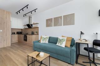 Bright Apartment near the Center of Katowice with Parking by Noclegi Renters - Kattowitz - 4