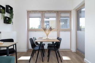 Bright Apartment near the Center of Katowice with Parking by Noclegi Renters - Kattowitz - 5