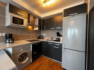 Charmant T2 avec cuisine ouverte près de la frontière espagnole, idéal pour famille ou amis - FR-1-239-740 - Urrugne - 2
