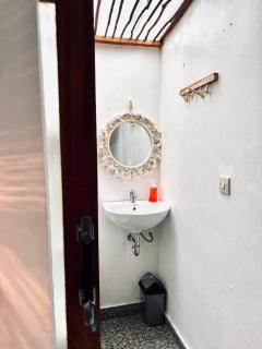 Anjani Larva Cottage - Homestay and Eatery - Senaru - 9