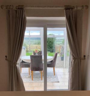 Sycamore Cottage, Western Lakes Bolthole With Views Across the Fells - Arlecdon - 3