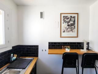 Appartement moderne rénové - Face mer - Terrasse - WiFi gratuit - FR-1-92-818 - 9