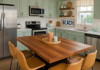 Newly Build House!Island Charm Balcony Vibes 3 Min to Beach - 1