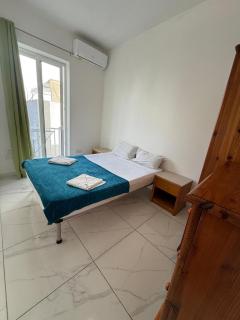 2-Bedroom Apartment in Gzira R1A - Il-Gżira - 5