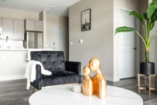 Spacious Whitestown Getaway - 7