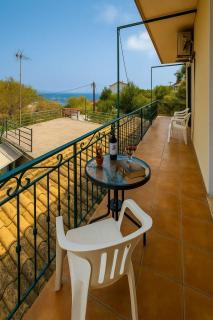 Live the Summer Dream at Gaios Cozy Retreat - Gaios (Passo) - 0