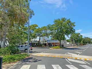 Absolute Beachfront Family Retreat - 4