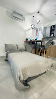 45sqm , Center , 20m Tsimiski Str , 65'' tv , Netfix , Optical Fiber - 7